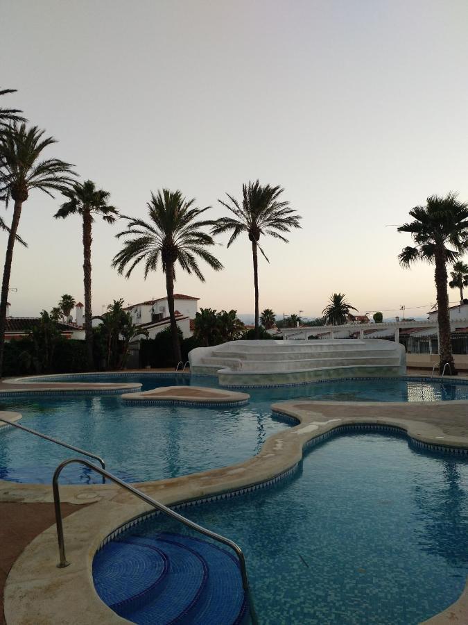 Apartamento Parchis Con Piscina Denia Exterior photo