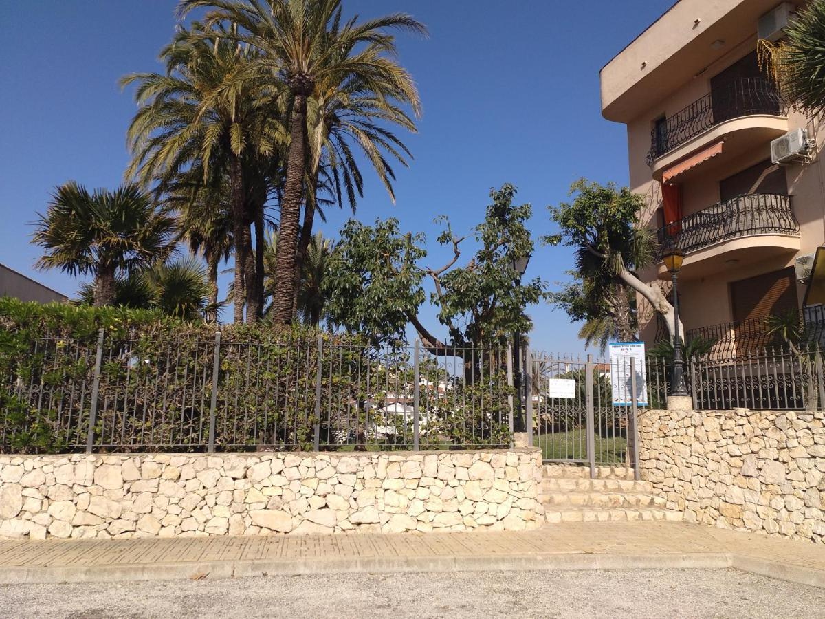 Apartamento Parchis Con Piscina Denia Exterior photo